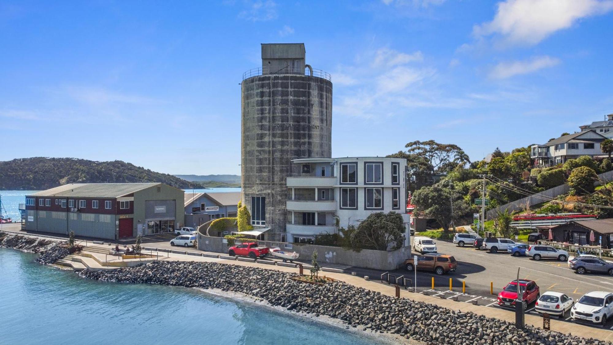 The Silos Apartment